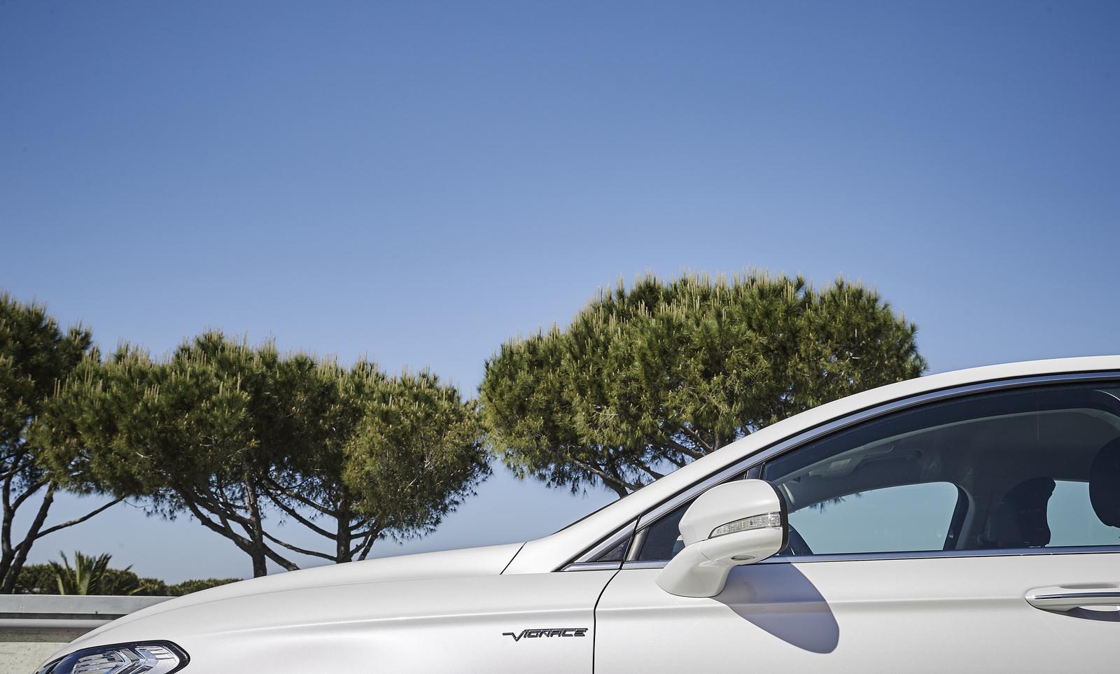 YEN� FORD MONDEO V�GNALE DETAYLI RES�M GALER�S�