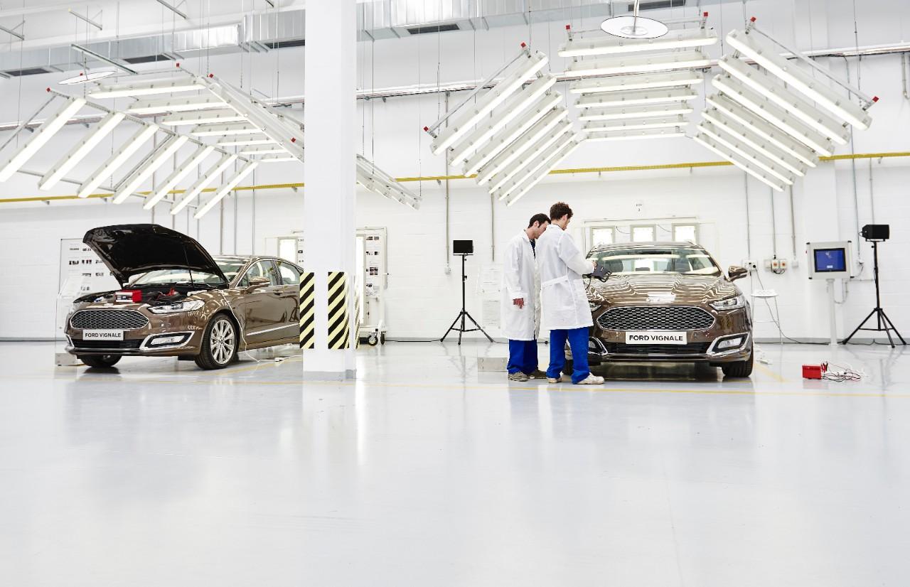 YEN� FORD MONDEO V�GNALE DETAYLI RES�M GALER�S�