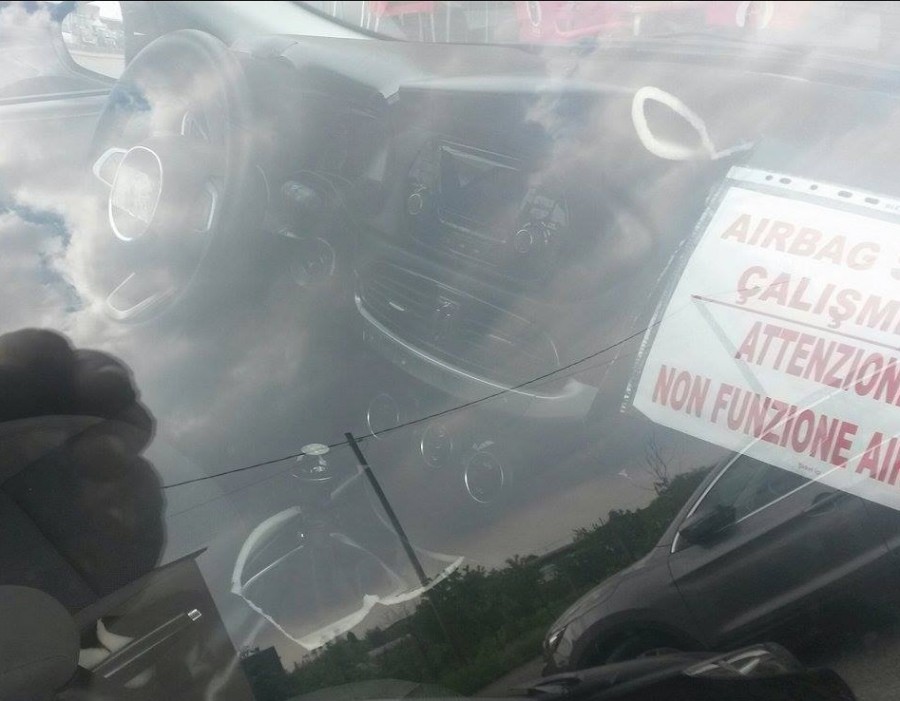 YEN� F�AT KOMPAKT SEDAN �LK �� KAB�N RES�M GALER�S�