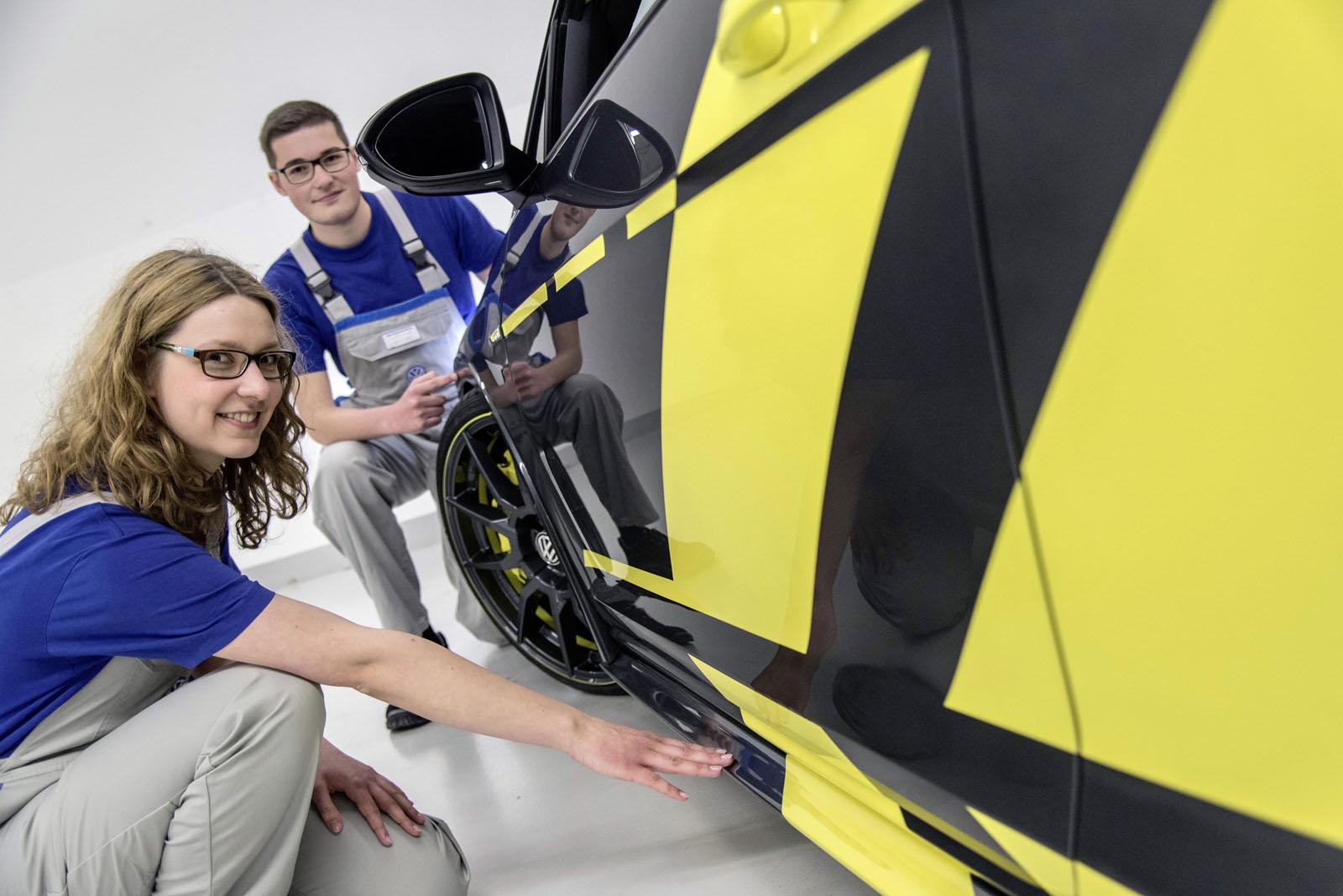 Volkswagen Golf GTI Dark Shine KONSEPT RES�M GALER�S�