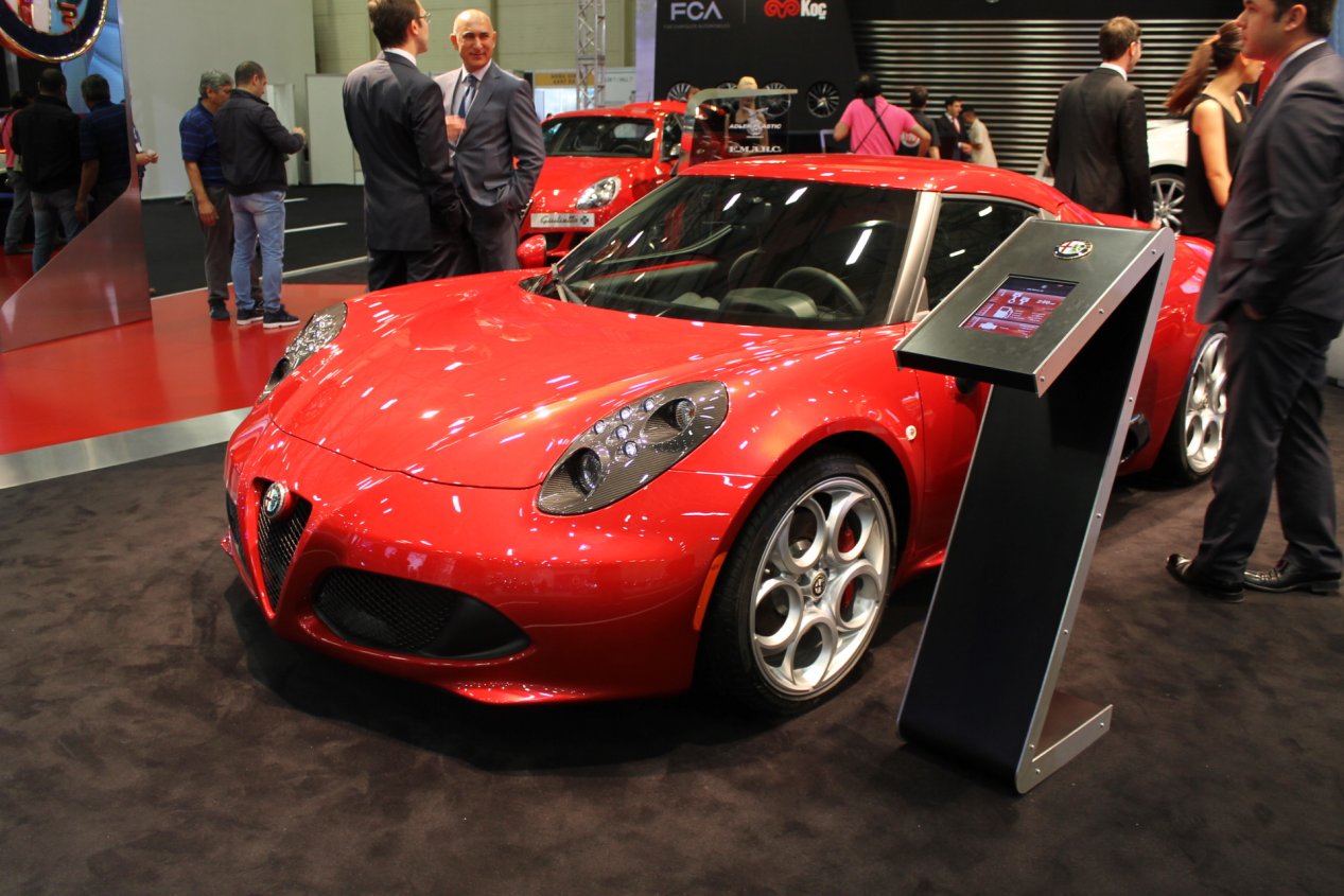 ALFA ROMEO 4C SP�DER AUTOSHOW RES�M GALER�S�