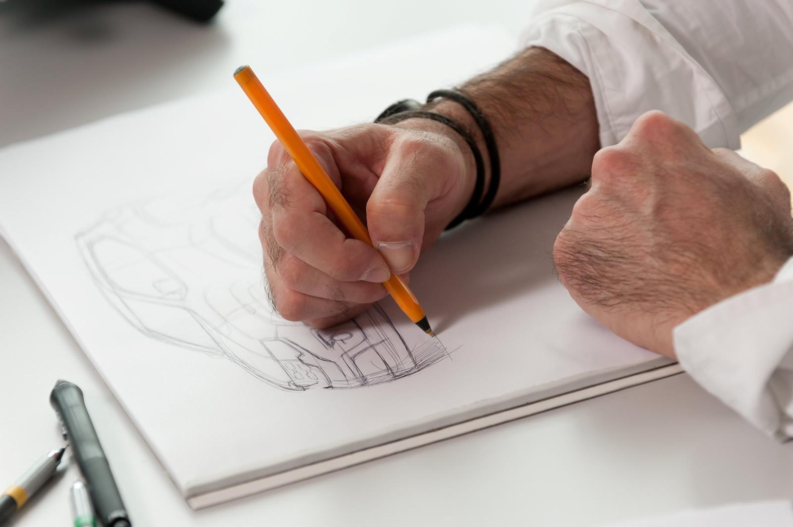 YEN� RENAULT KW�D DETAYLI RES�M GALER�S�