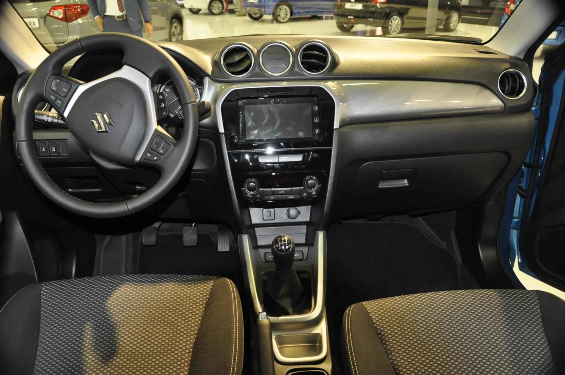 YEN� 2015 SUZUK� V�TARA AUTOSHOW RES�M GALER�S�