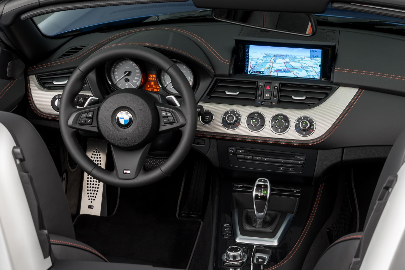 YEN� 2016 BMW Z4 RES�M GALER�S�