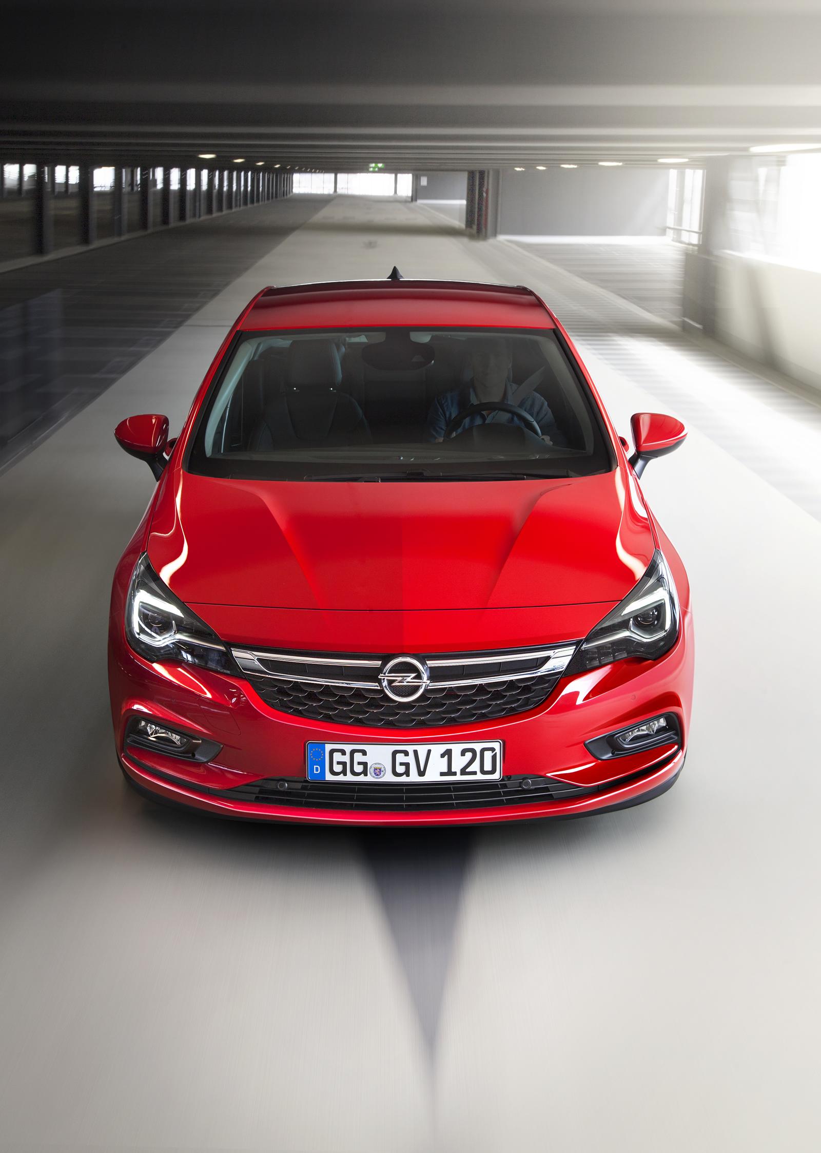 YEN� OPEL ASTRA 2016 RESM� FOTO�RAFLARI