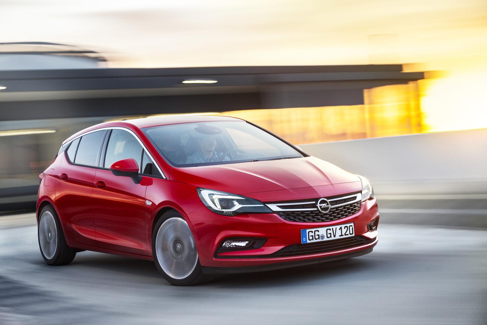 YEN� OPEL ASTRA 2016 RESM� FOTO�RAFLARI