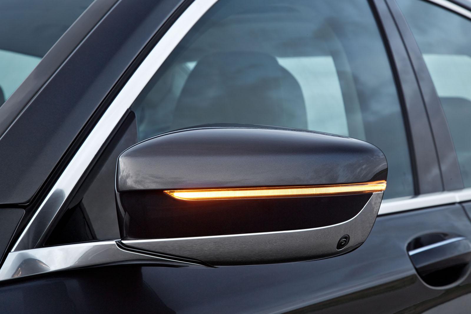 YEN� 2016 BMW 7 SER�S� DETAYLI RES�M GALER�S�