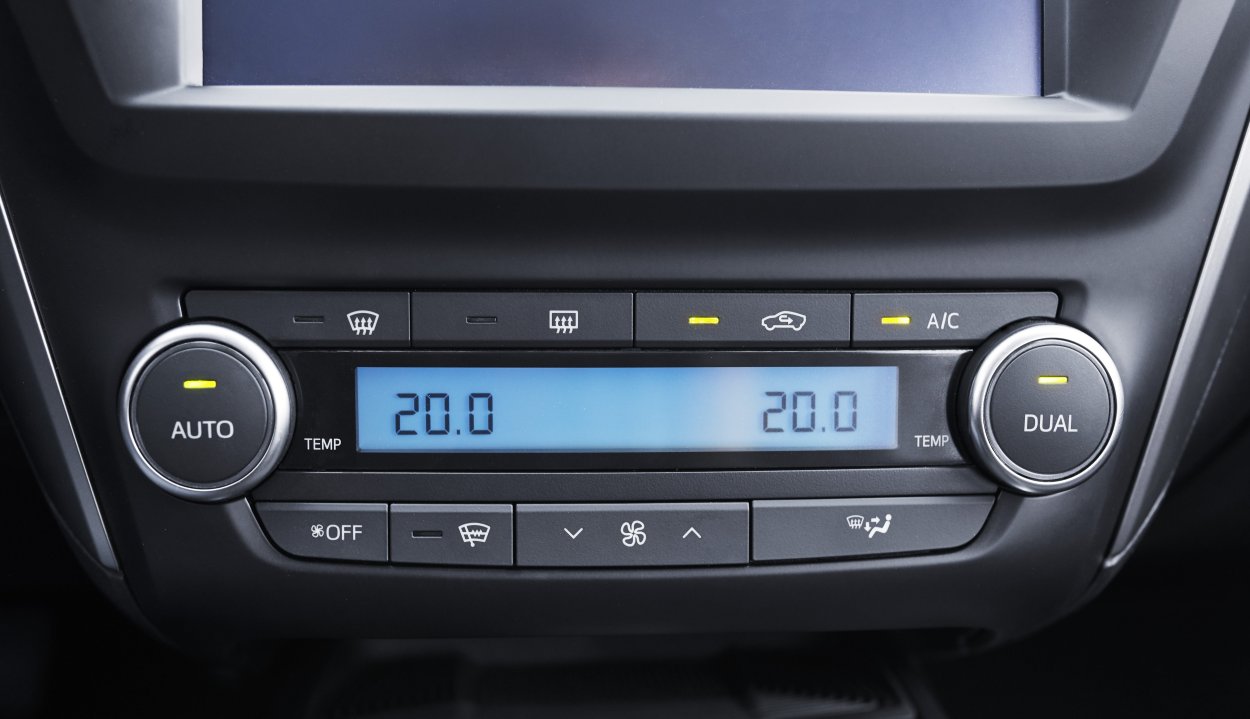 YEN� 2015 TOYOTA AVENS�S �ZEL RES�M GALER�S�