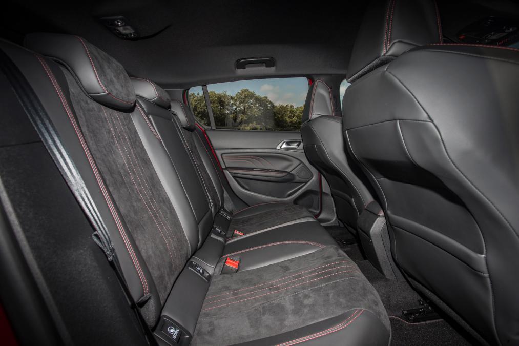 2016 PEUGEOT 308 GTI �LK RES�M GALER�S�