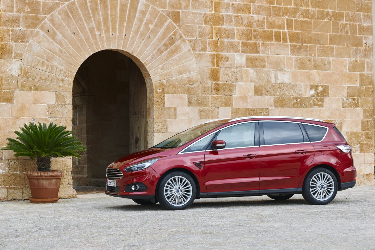 2015 FORD S-MAX �ZEL RES�MLER�