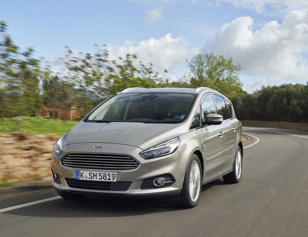 2015 FORD S-MAX �ZEL RES�MLER�
