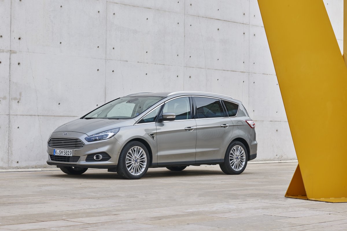 2015 FORD S-MAX �ZEL RES�MLER�