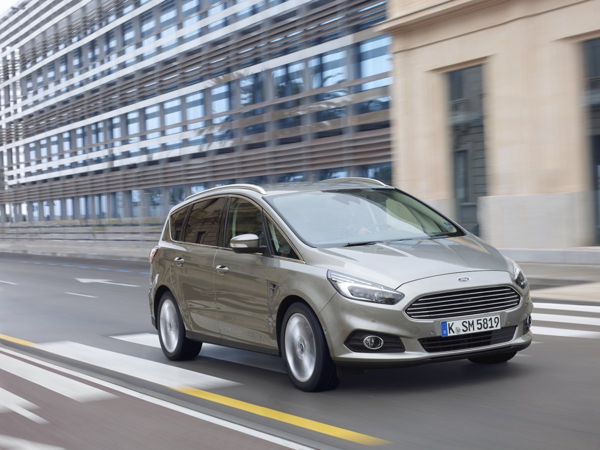 2015 FORD S-MAX �ZEL RES�MLER�