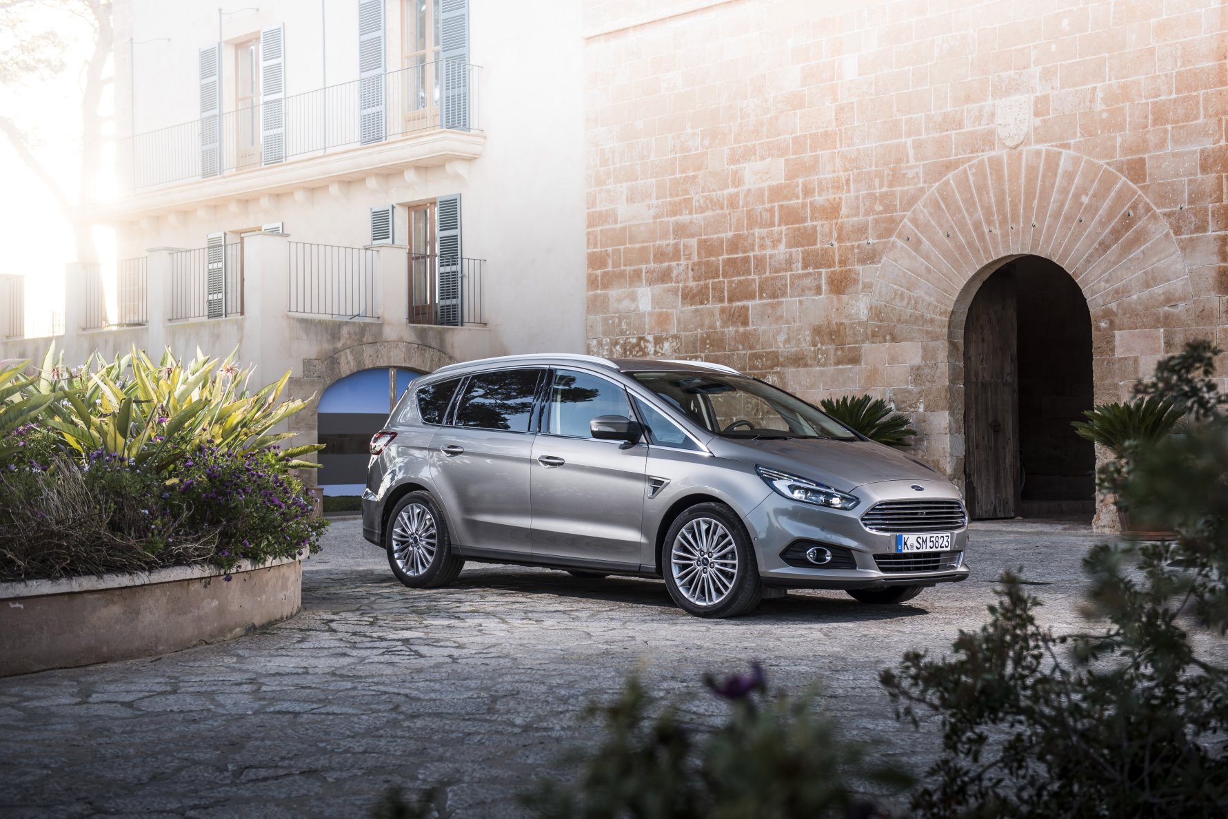 2015 FORD S-MAX �ZEL RES�MLER�