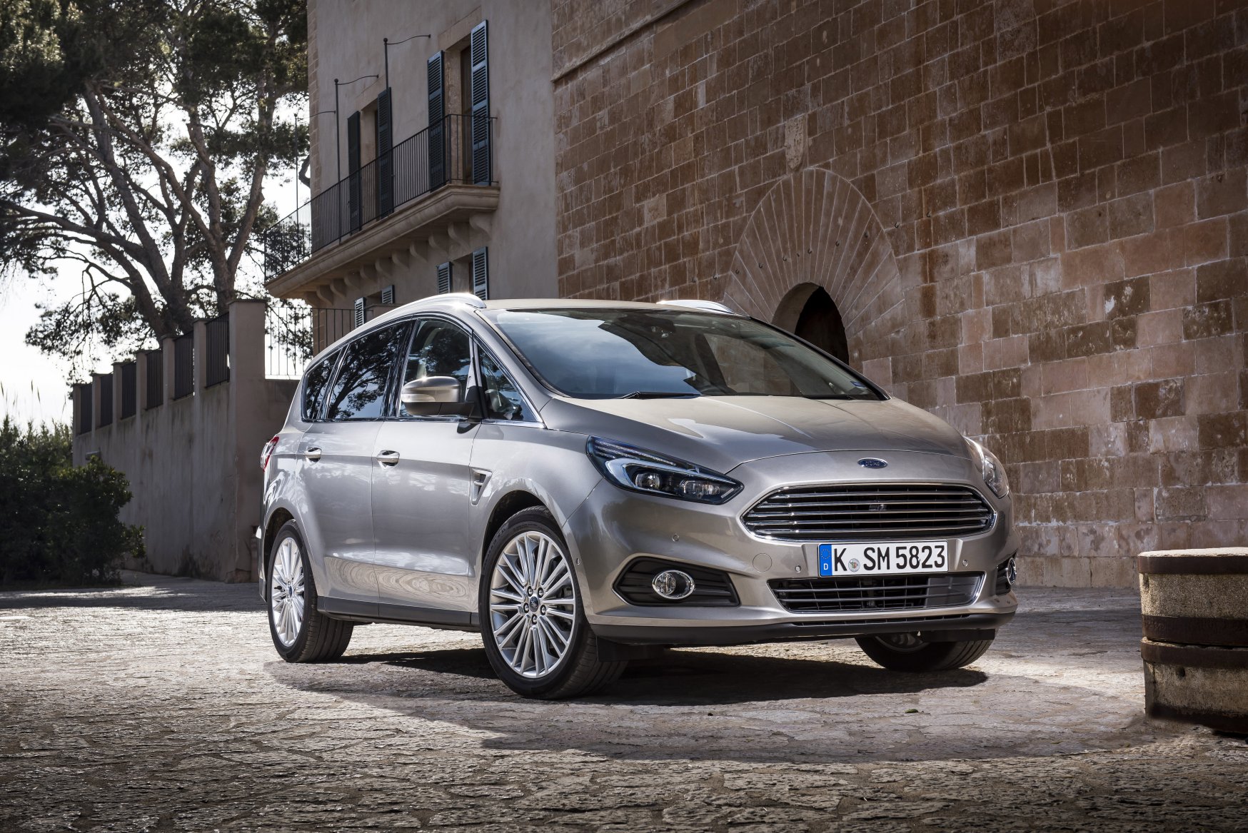 2015 FORD S-MAX �ZEL RES�MLER�