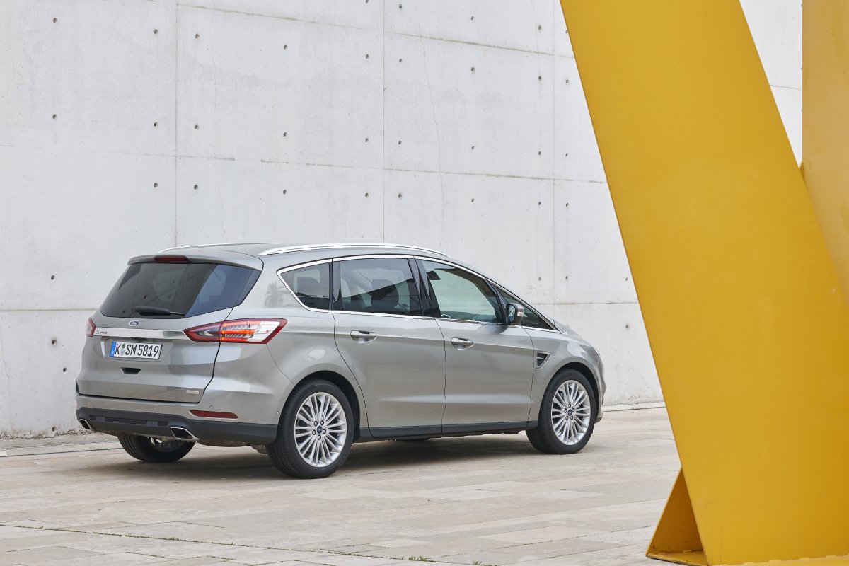 2015 FORD S-MAX �ZEL RES�MLER�
