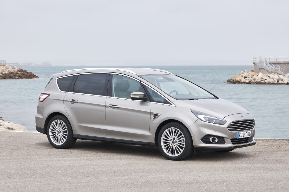 2015 FORD S-MAX �ZEL RES�MLER�