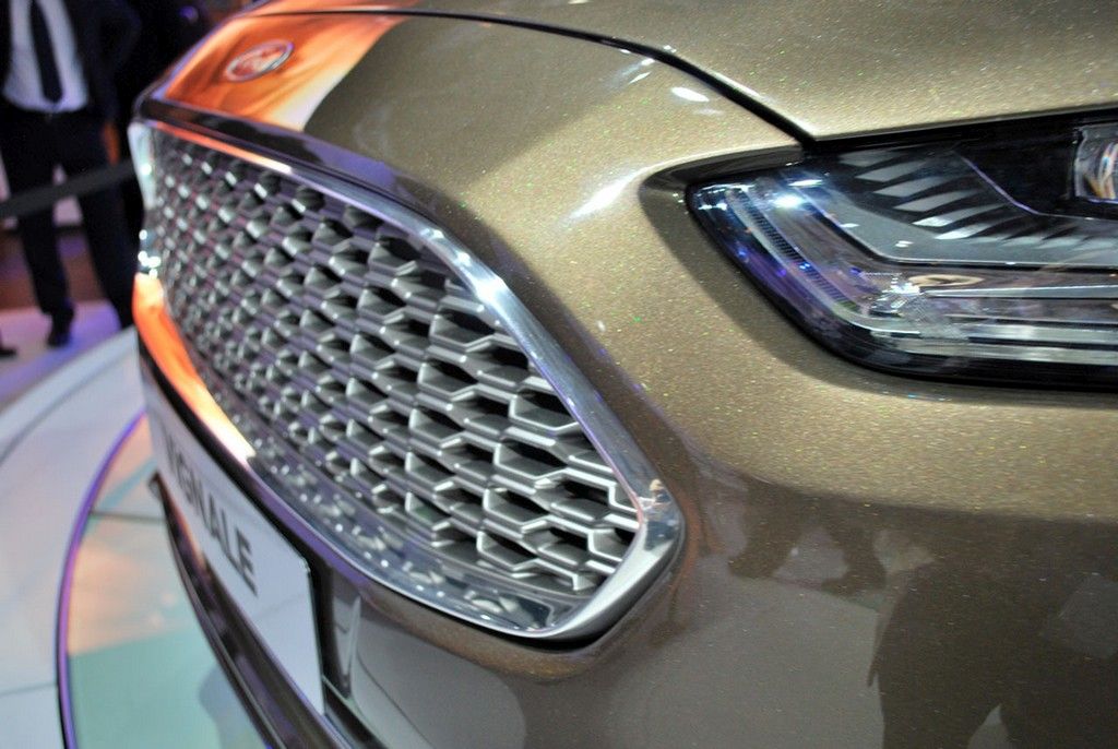 YEN FORD MONDEO VGNALE KONSEPT FRANKFURT LANSMAN RESM GALERS