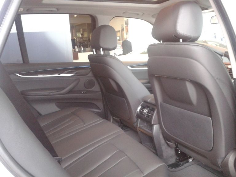 YEN BMW X5 TRKYE'DE SATITA RESM GALERS
