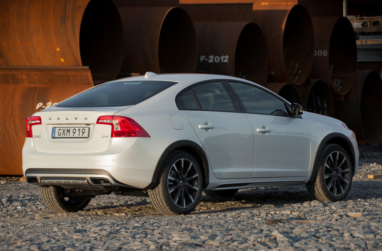 VOLVO S60 CROSS COUNTRY DETAYLI RES�M GALER�S�