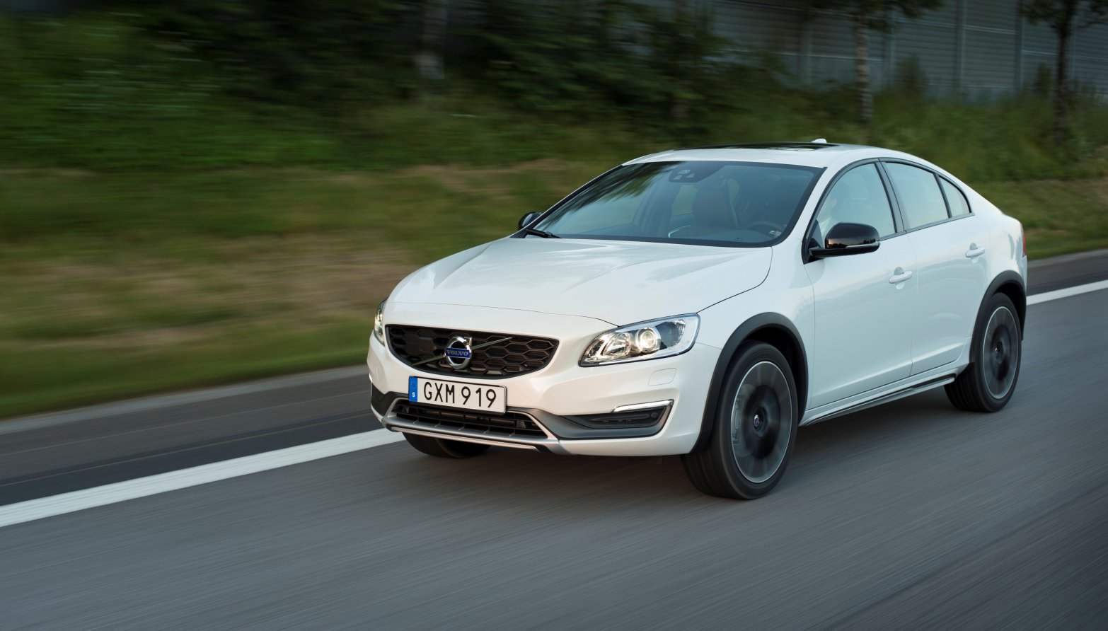 VOLVO S60 CROSS COUNTRY DETAYLI RES�M GALER�S�