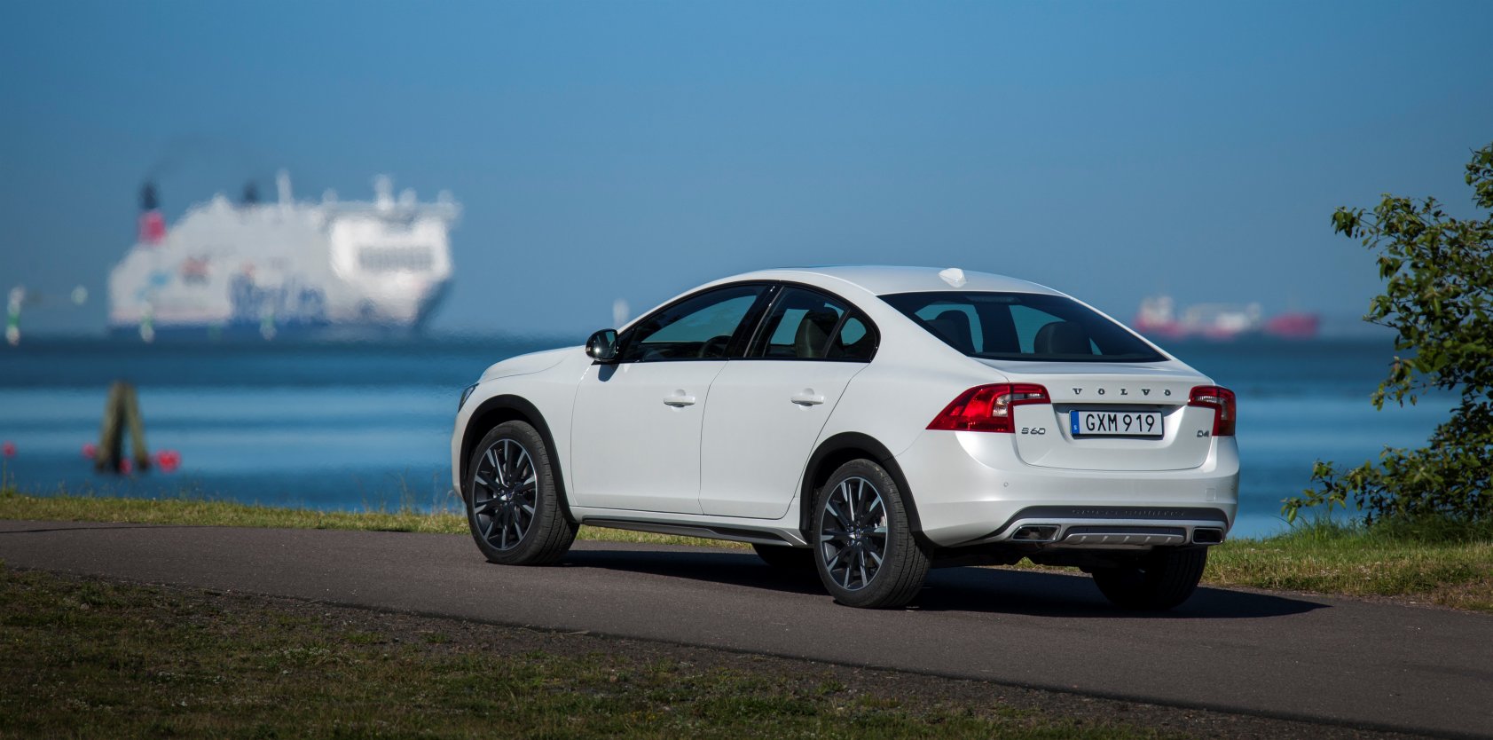 VOLVO S60 CROSS COUNTRY DETAYLI RES�M GALER�S�