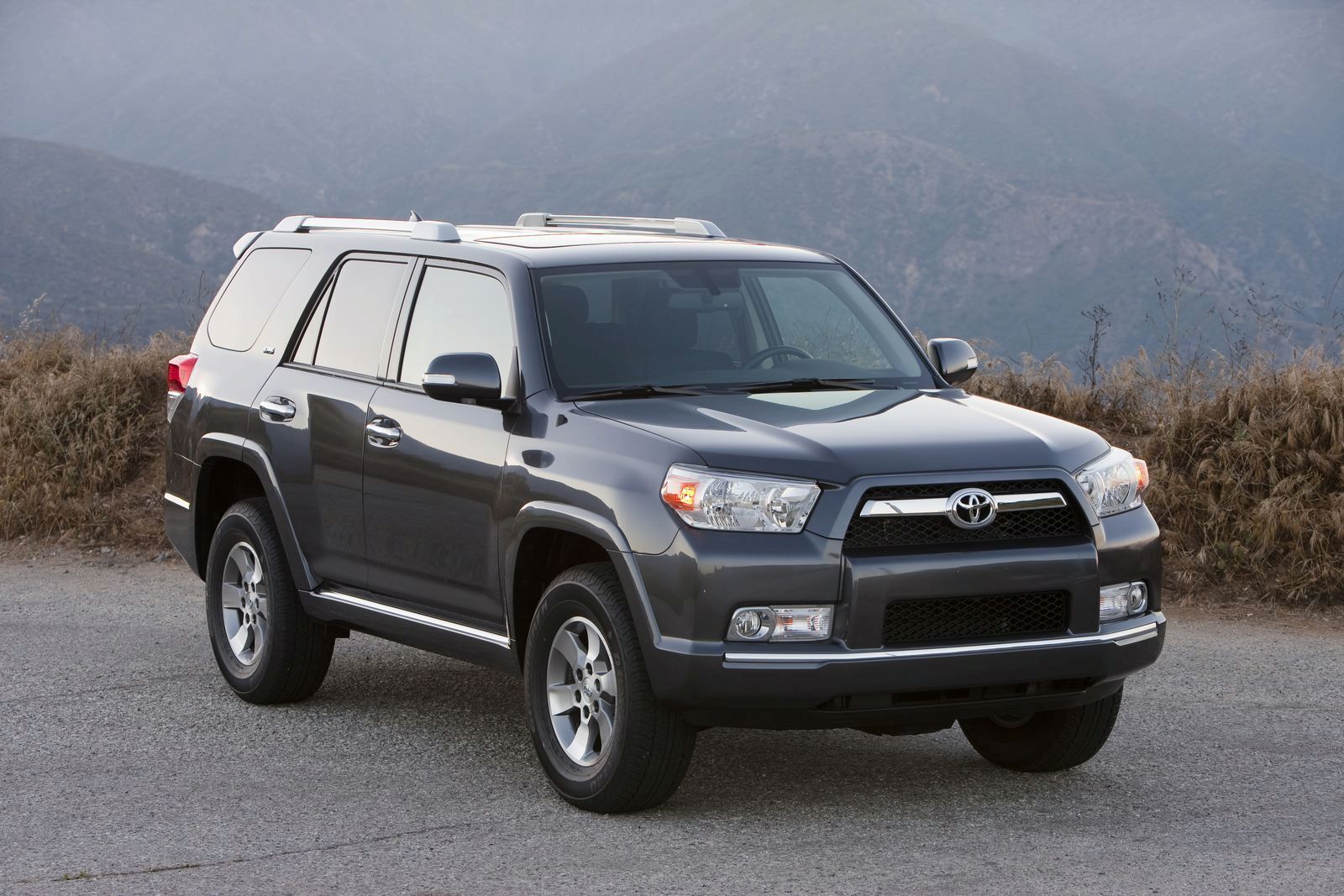 TOYOTA 4RUNNER (2010) GALER