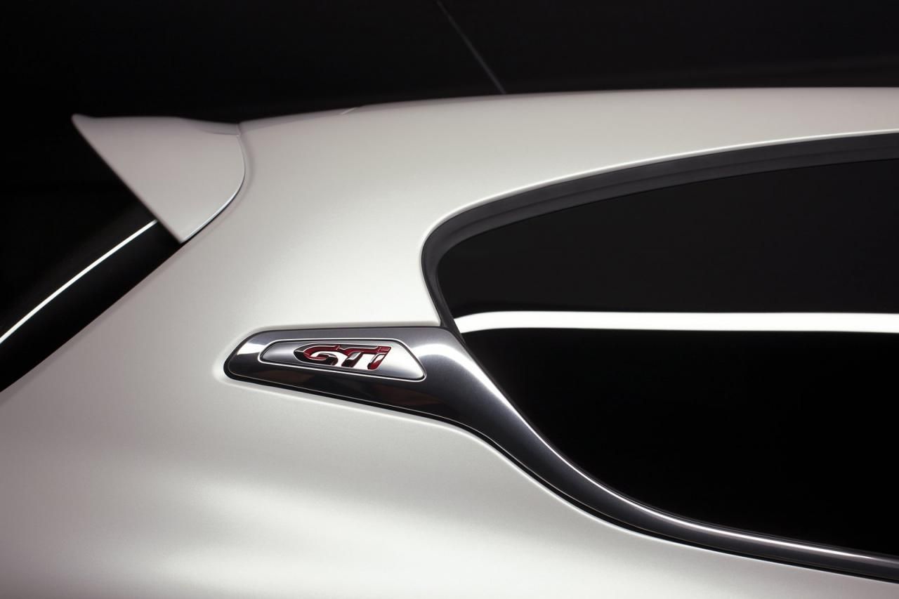 YEN PEUGEOT 208 GT GALER