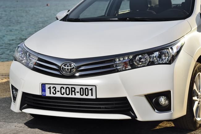 YEN TOYOTA COROLLA AYRINTILI RESM GALERS
