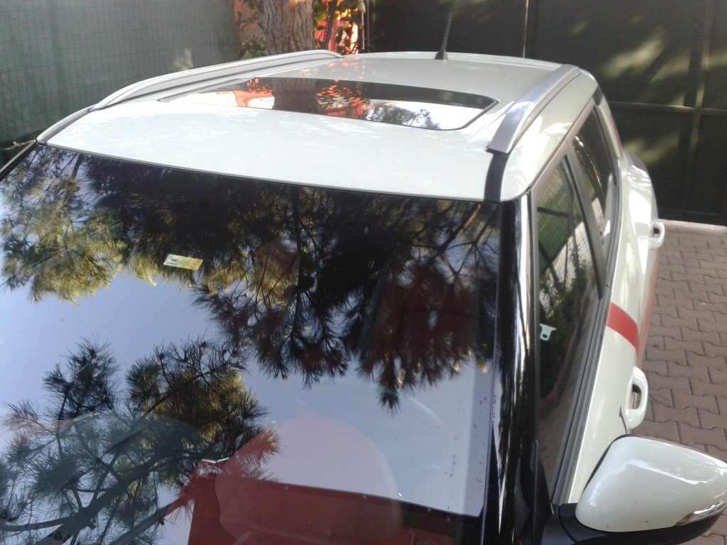 SSANGYONG T�VOL� 1.6 BENZ�N OTOMAT�K TEST RES�M GALER�S�