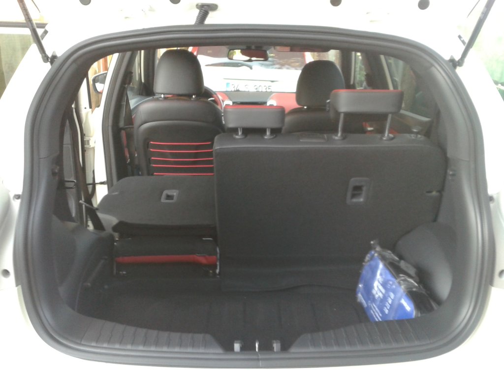 SSANGYONG T�VOL� 1.6 BENZ�N OTOMAT�K TEST RES�M GALER�S�