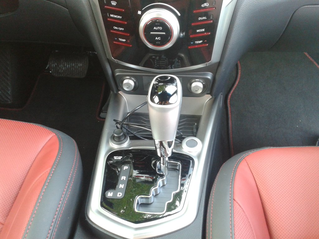 SSANGYONG T�VOL� 1.6 BENZ�N OTOMAT�K TEST RES�M GALER�S�