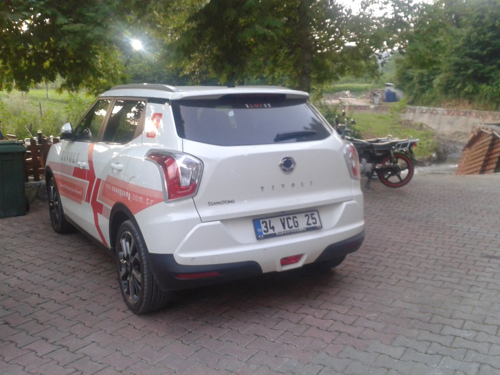 SSANGYONG T�VOL� 1.6 BENZ�N OTOMAT�K TEST RES�M GALER�S�