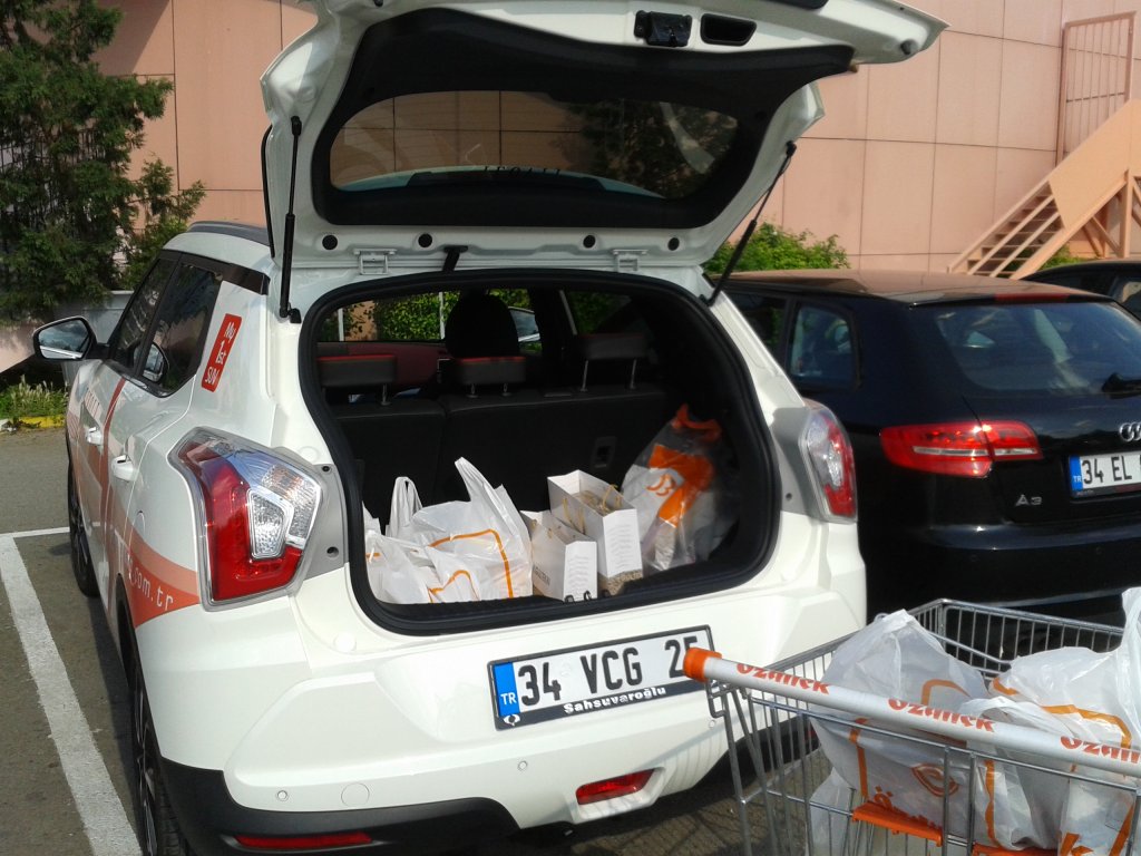 SSANGYONG T�VOL� 1.6 BENZ�N OTOMAT�K TEST RES�M GALER�S�