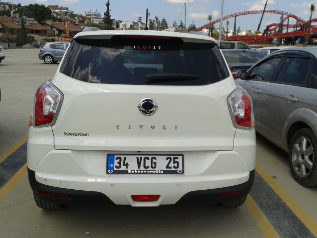 SSANGYONG T�VOL� 1.6 BENZ�N OTOMAT�K TEST RES�M GALER�S�