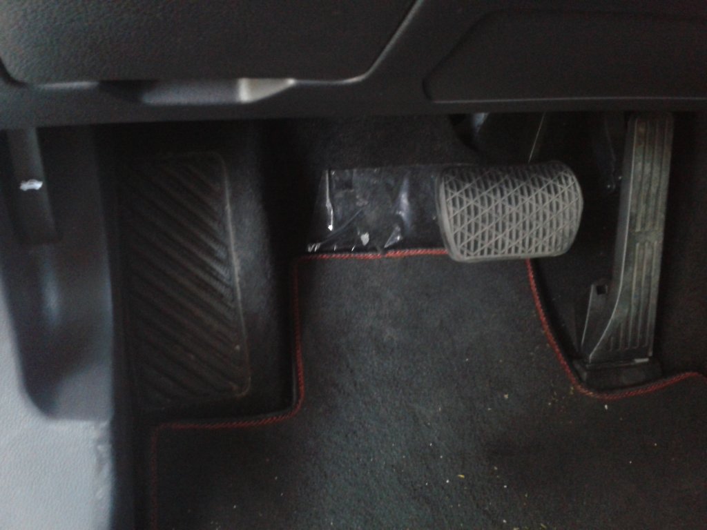 SSANGYONG T�VOL� 1.6 BENZ�N OTOMAT�K TEST RES�M GALER�S�