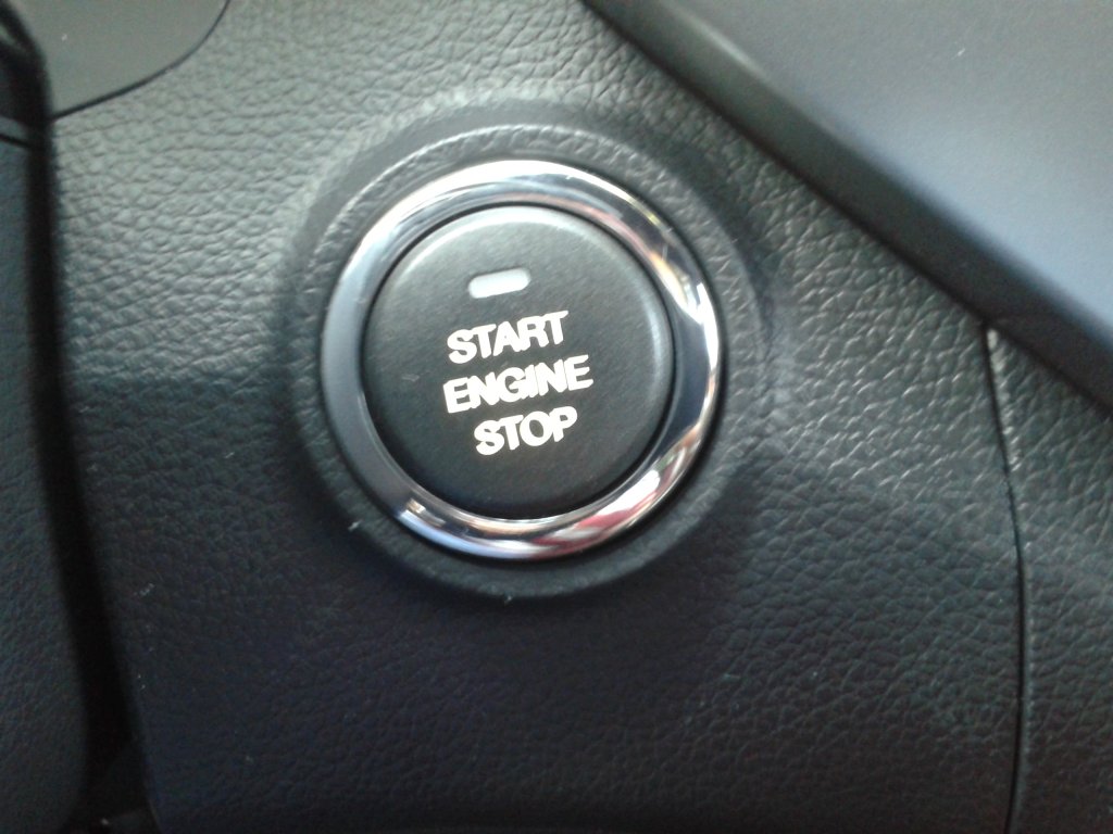 SSANGYONG T�VOL� 1.6 BENZ�N OTOMAT�K TEST RES�M GALER�S�