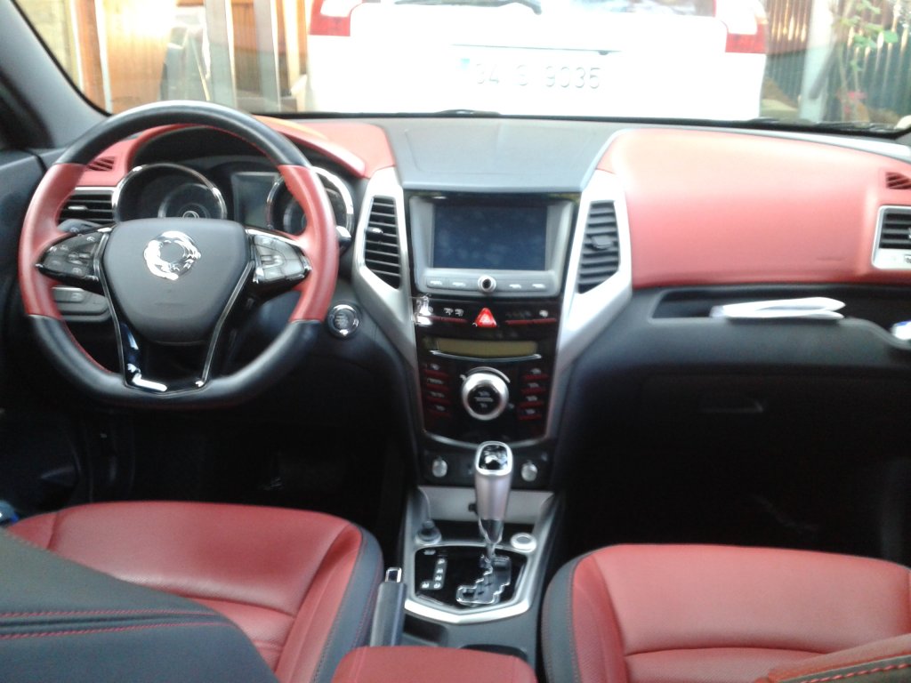 SSANGYONG T�VOL� 1.6 BENZ�N OTOMAT�K TEST RES�M GALER�S�