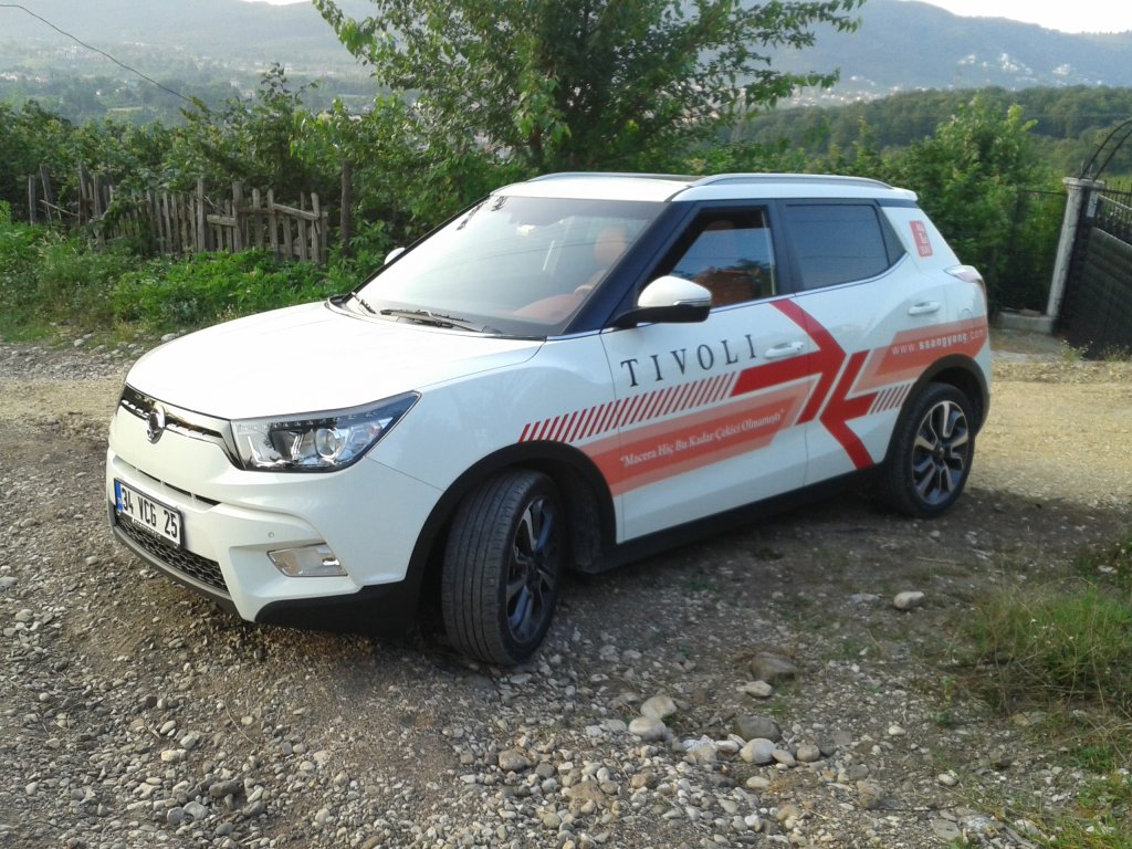 SSANGYONG T�VOL� 1.6 BENZ�N OTOMAT�K TEST RES�M GALER�S�