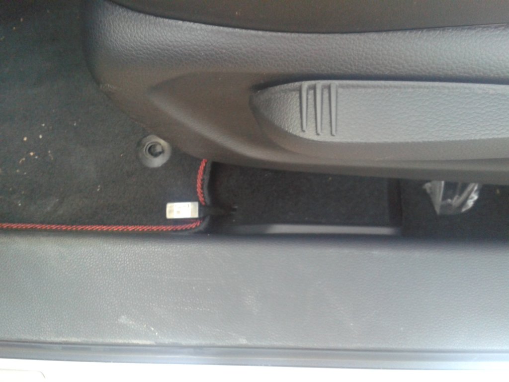 SSANGYONG T�VOL� 1.6 BENZ�N OTOMAT�K TEST RES�M GALER�S�