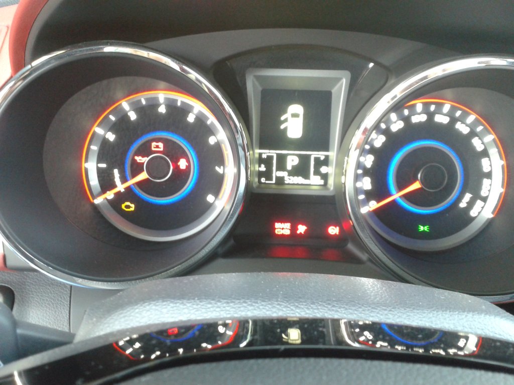 SSANGYONG T�VOL� 1.6 BENZ�N OTOMAT�K TEST RES�M GALER�S�