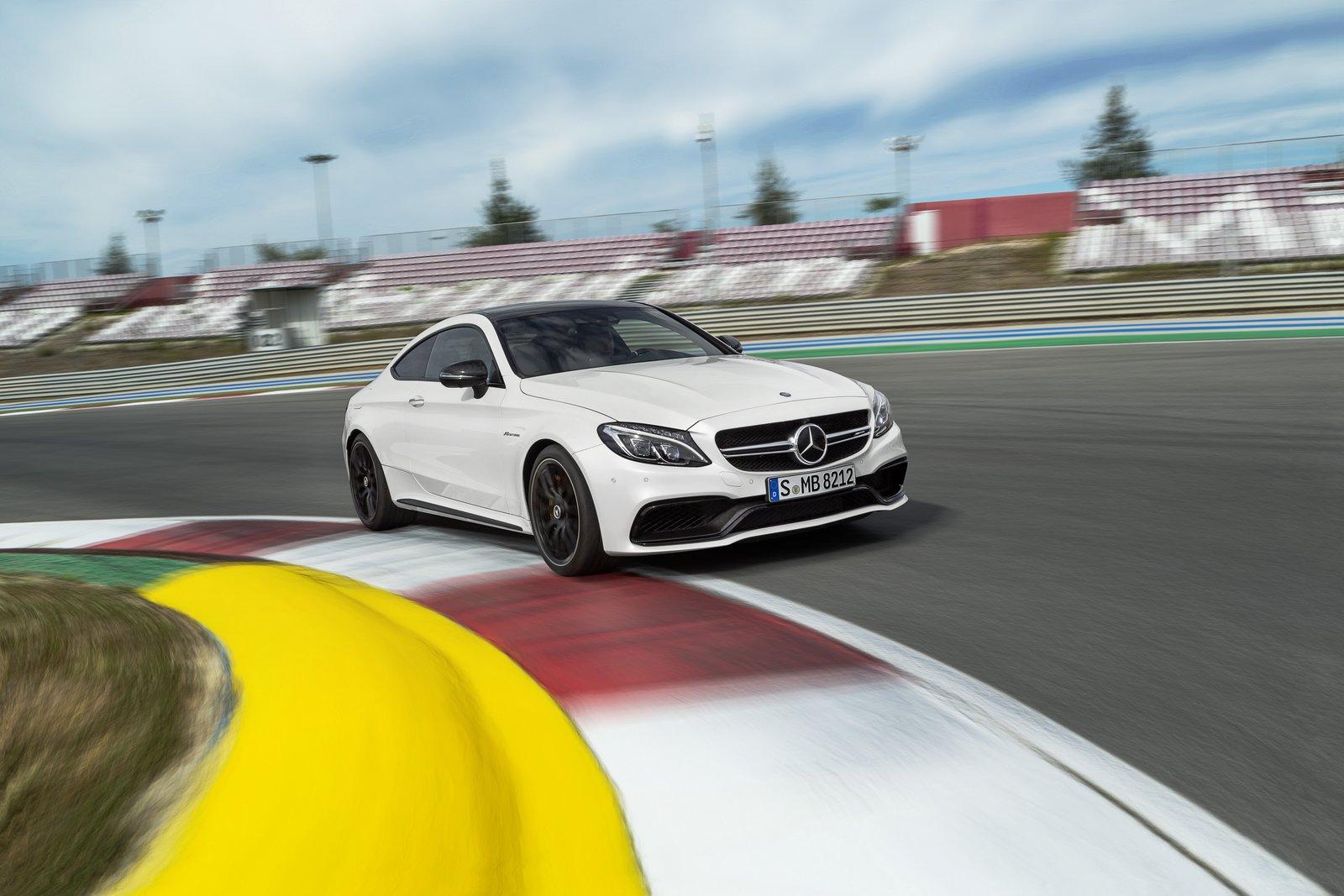 Mercedes AMG C63 Coupe Resim Galerisi