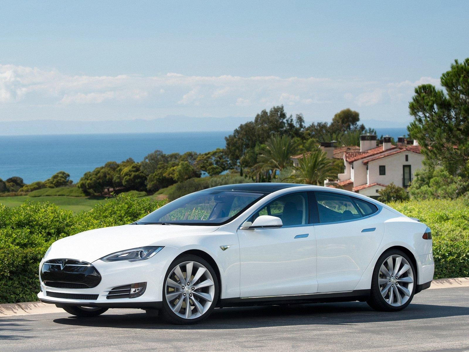 TESLA MODEL S RESM GALERS
