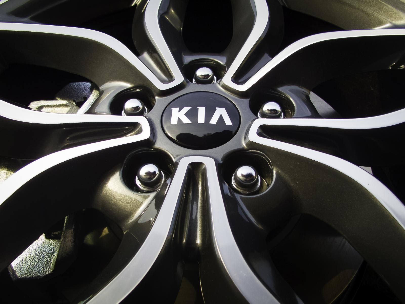 YEN 2014 KA CERATO KOUP GALER