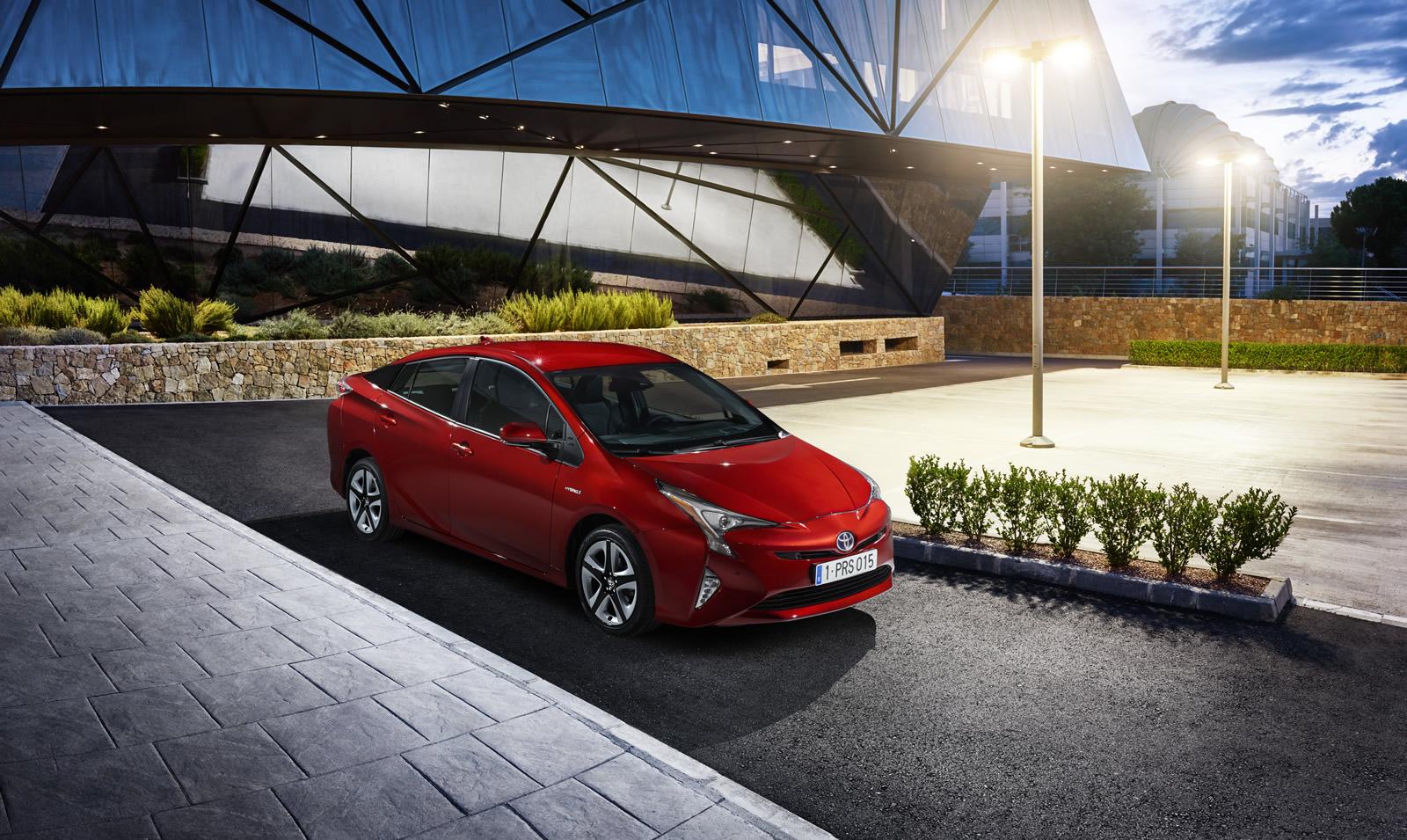 2016 TOYOTA PR�US RES�M GALER�S�
