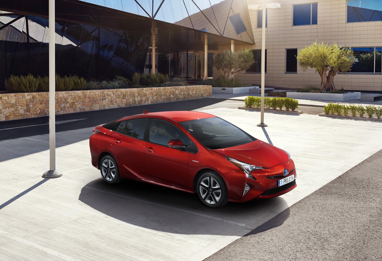 2016 TOYOTA PR�US RES�M GALER�S�