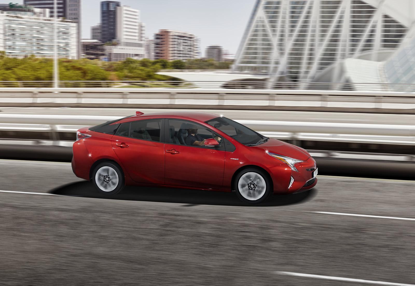 2016 TOYOTA PR�US RES�M GALER�S�
