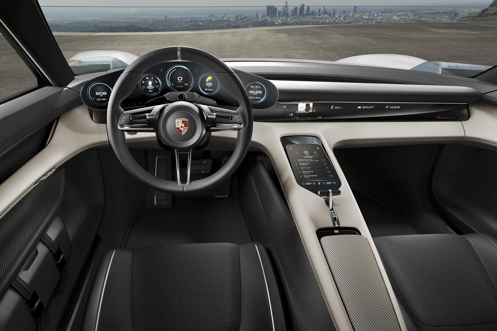Porsche Mission E concept resim galerisi