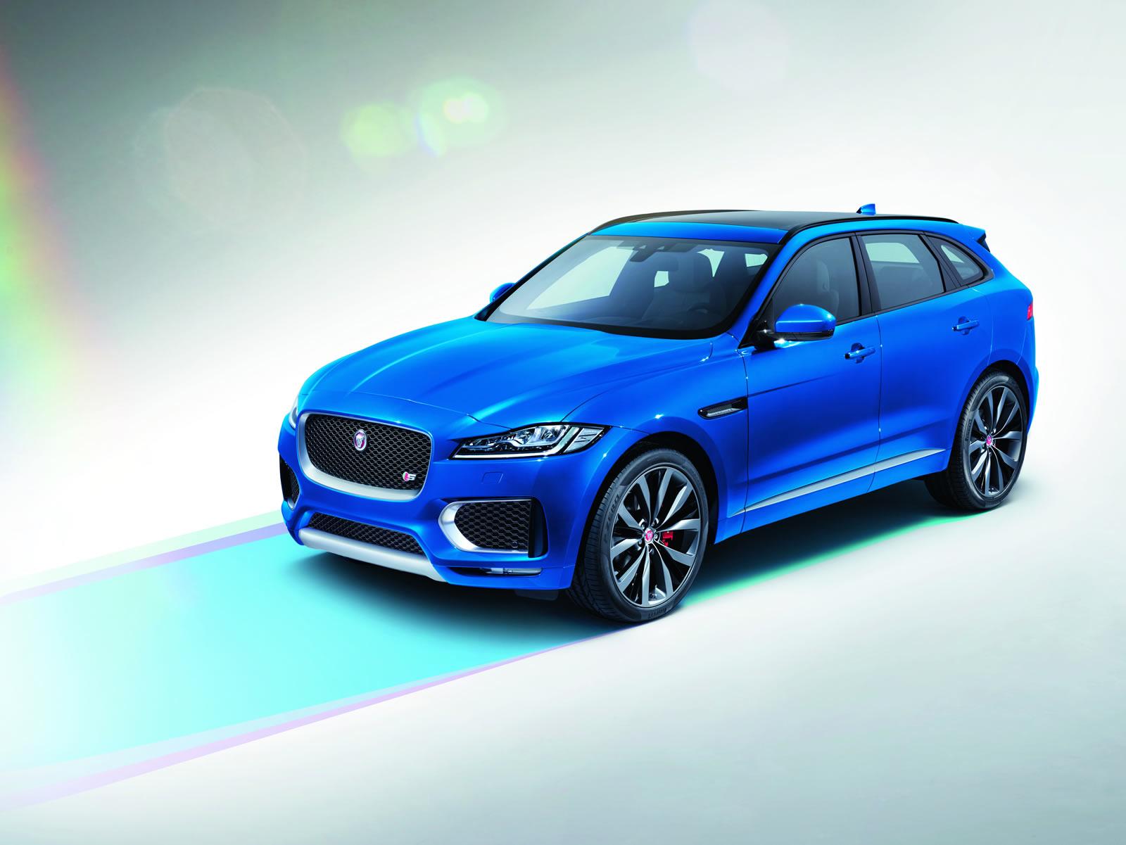 2016 Jaguar F-PACE resim galerisi