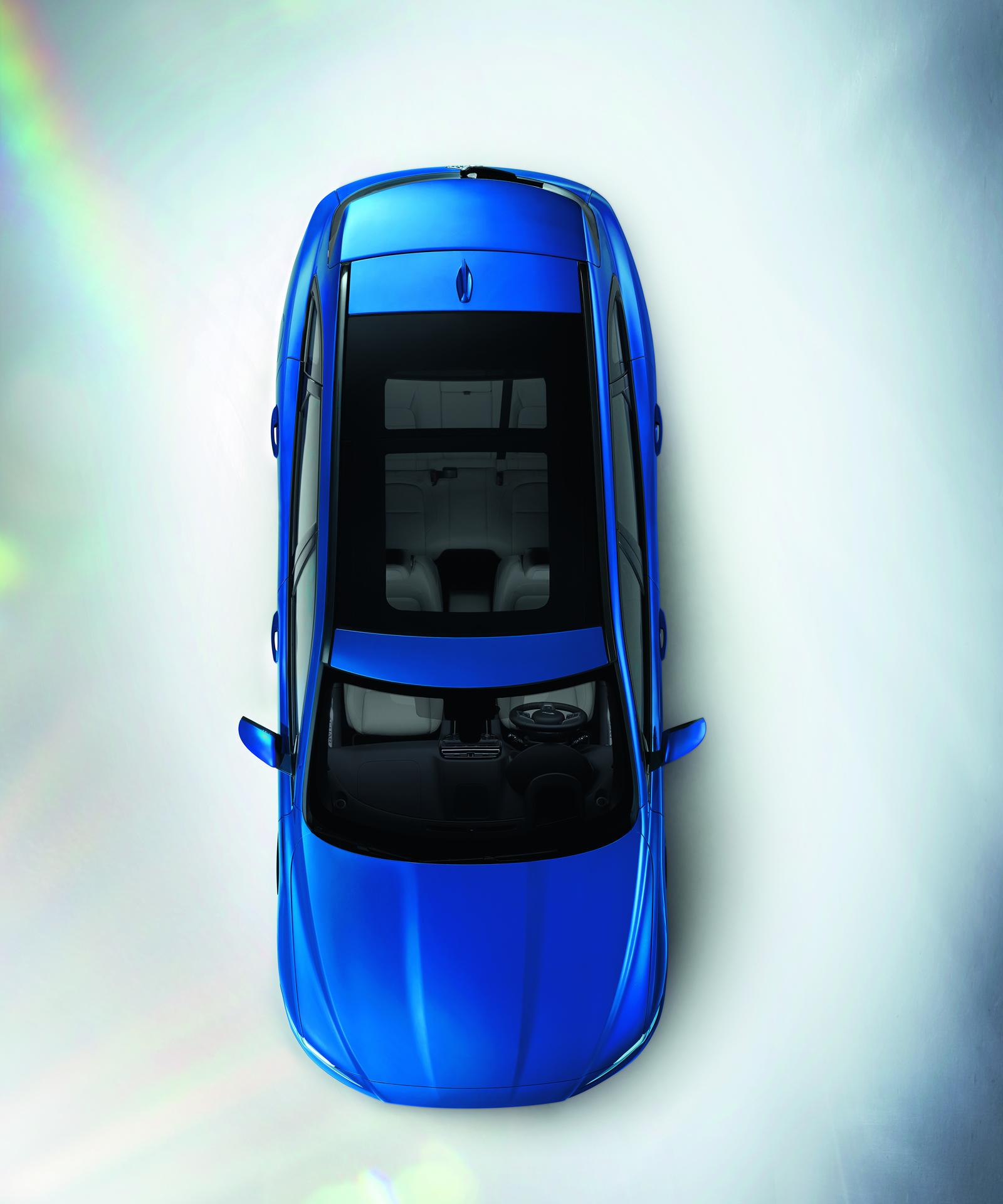 2016 Jaguar F-PACE resim galerisi